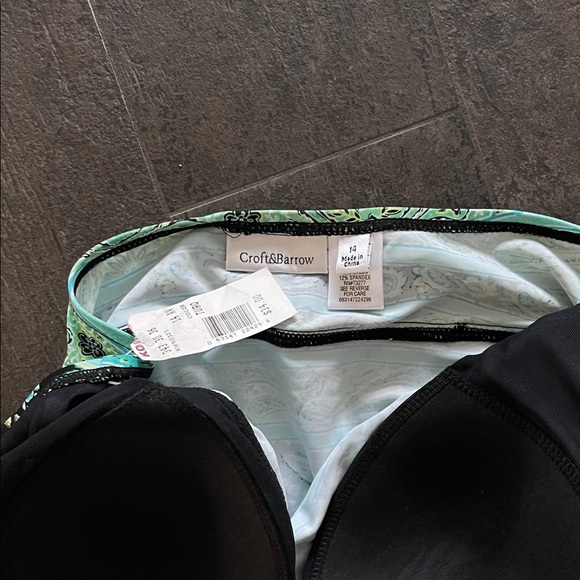 Croft & Barrow Kids One Piece in Green and Black Paisley - Picture 2 of 3